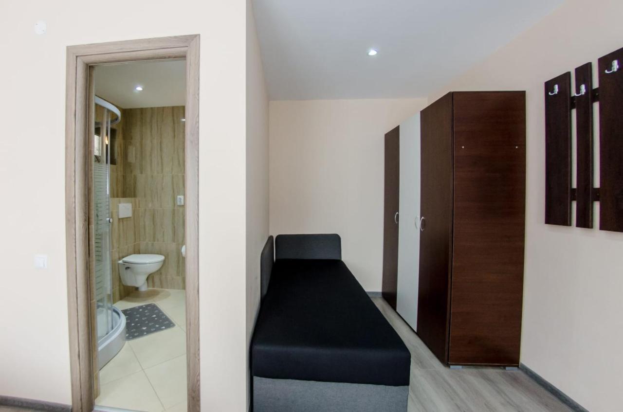 Casa Andy Hotel Buşteni Екстериор снимка