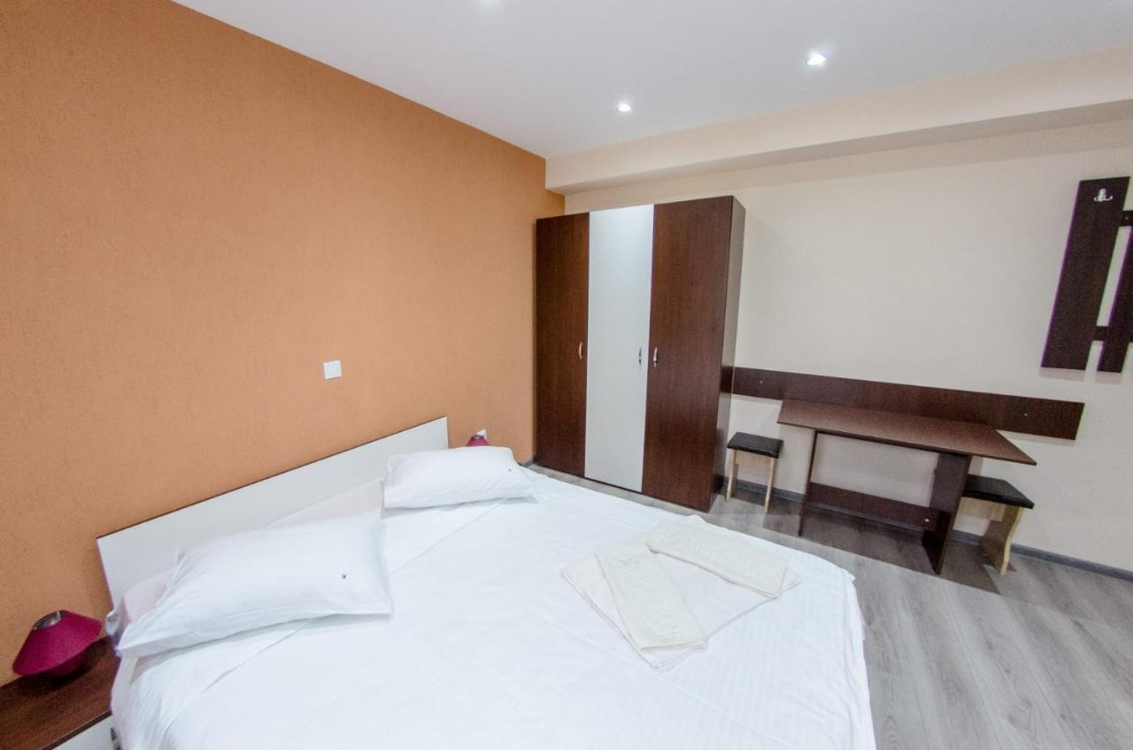 Casa Andy Hotel Buşteni Екстериор снимка