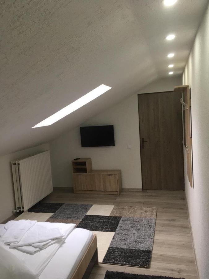 Casa Andy Hotel Buşteni Екстериор снимка