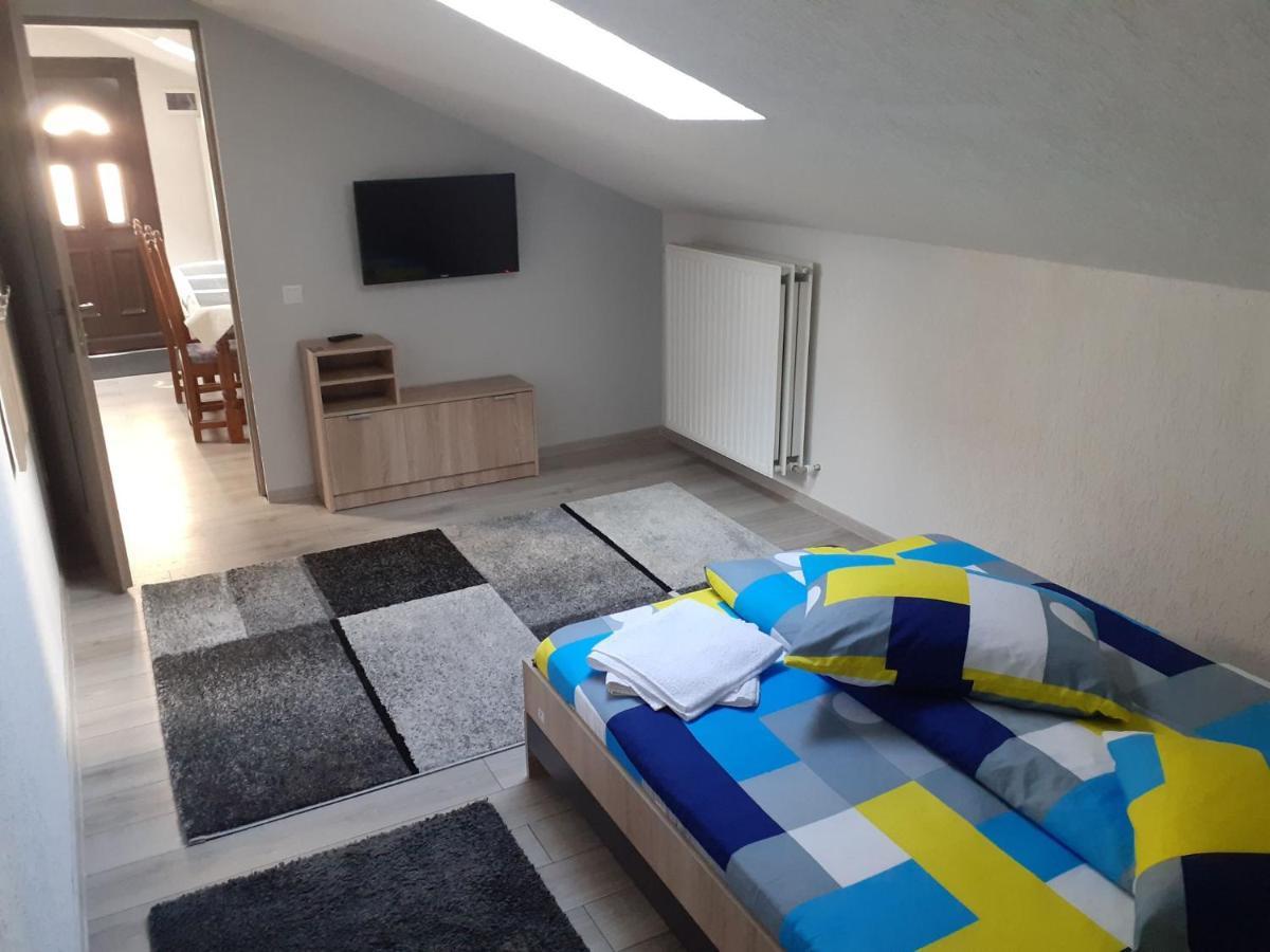 Casa Andy Hotel Buşteni Екстериор снимка