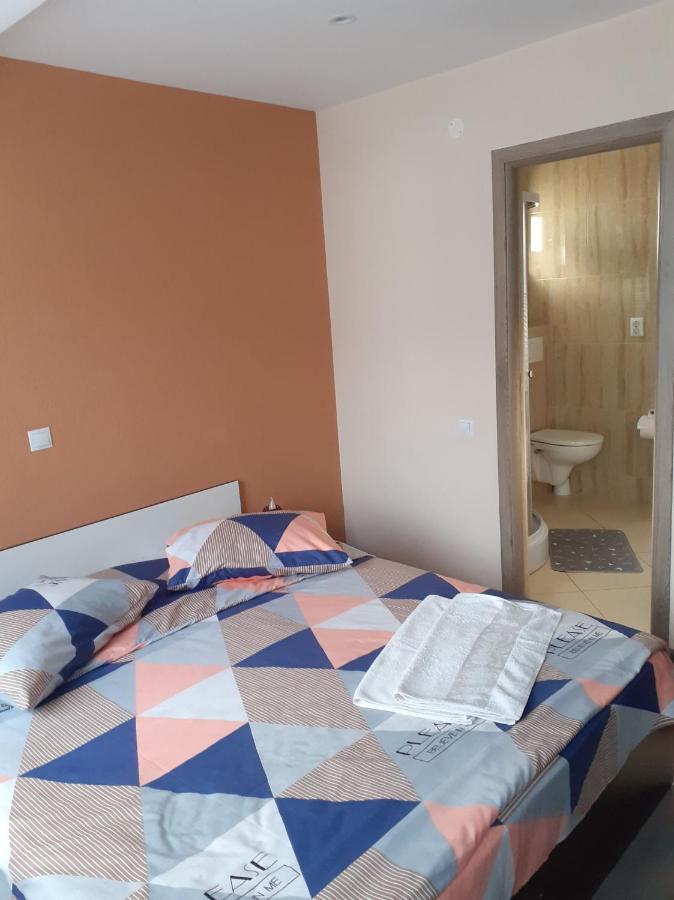 Casa Andy Hotel Buşteni Екстериор снимка