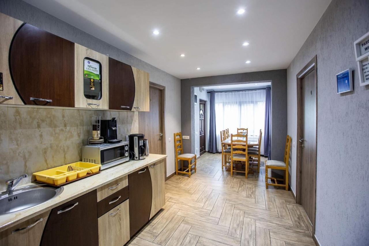 Casa Andy Hotel Buşteni Екстериор снимка